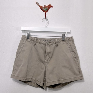 The North Face A5 Series Size‎ 6 Women’s Light Khaki Shorts